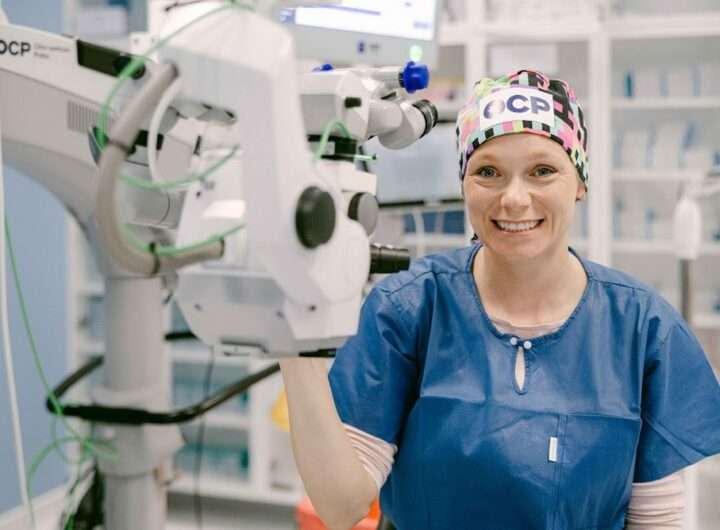 implantace první nitrooční čočky , zdraví, oči, životní styl, doktorka Janeková, primář Zugar