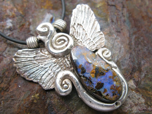 Stříbrné šperky, alergie, cenné kovy, stříbro, kovy, zlato, životní styl,