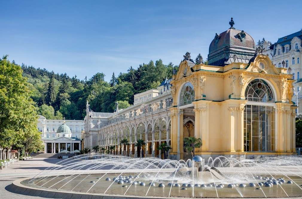 Zahájení lázeňské sezóny, Mariánské Lázně, přírodní rezervace Kladské rašeliny, zámek Kynžvart,, park Boheminium, hotel Hvězda, Jazzové lázně,