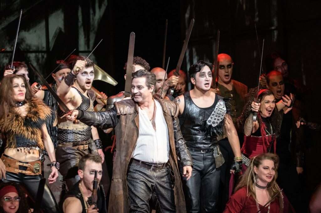 Trubadúr , Verdi, kultura, divadlo, opera