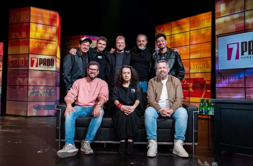 7 pádech Honzy Dědka, ESTER KOČIČKOVÁ, PAVEL HORVÁTH, Mirai