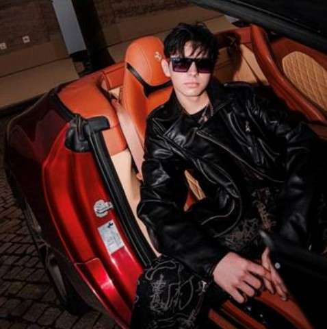 Tobias Freya, kultura, hudba, koncert