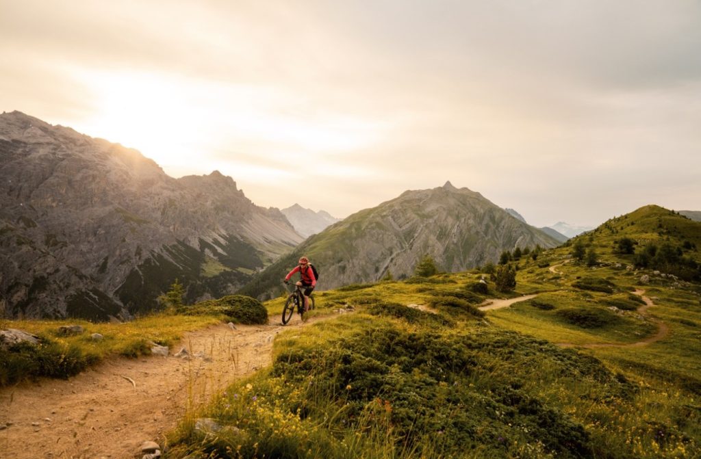 Livigno , cestování, Alpy, wellness