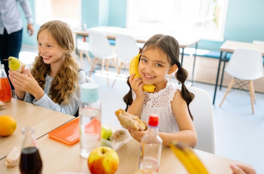 Školní jídelny , JenPráce.cz.,