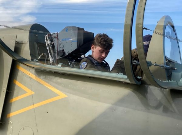 PRESTON Aviation, let, stíhačka