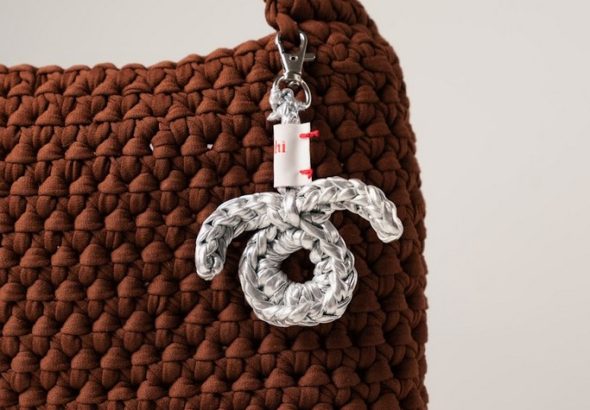 adolphinata, Móda, tradice, symbolika,
