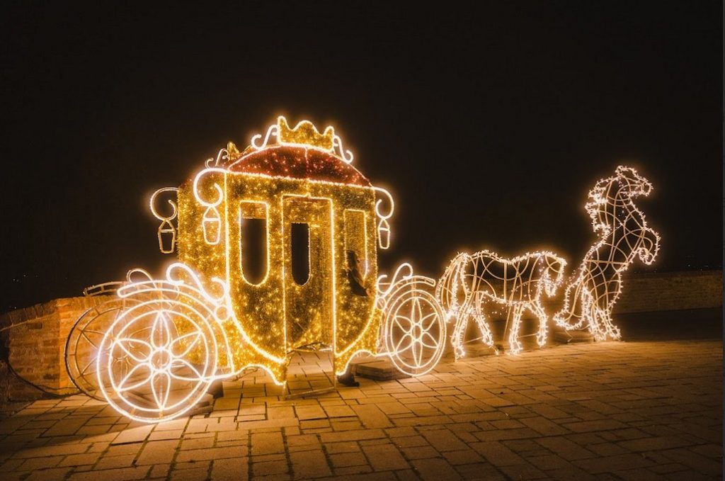 DECOLED - Světelný hrad Špilberk, cestování, světla