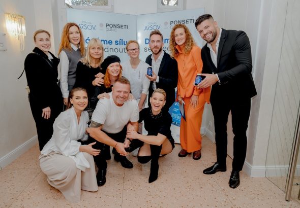 Tomáš Arsov, Pavla Tomicová, Bára Štěpánová, Kateřina Pechová, Vlastina Svátková, Felicita Prokešová, Michaela Štiková Gemrotová, Vendula Křížová