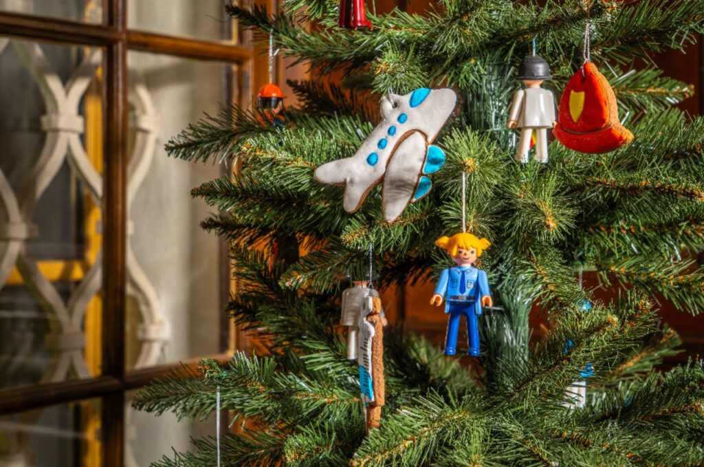 Igráček, Sto let českých Vánoc, Česká figurka Igráček, Zámk Loučeň