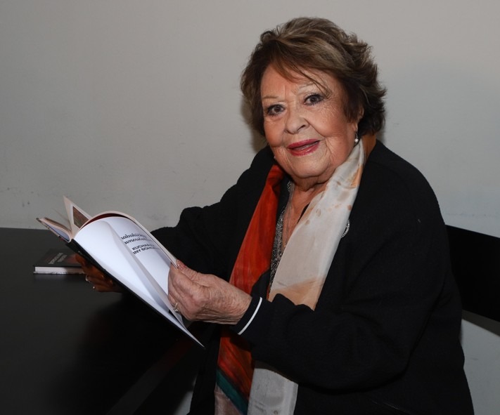 Jiřina Bohdalová, kniha, Prababičky pravnoučatům,