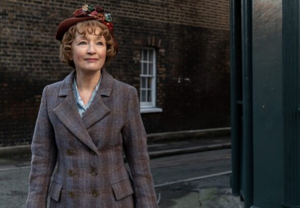 Paní Harrisová jede do Paříže, kultura, film, Nova