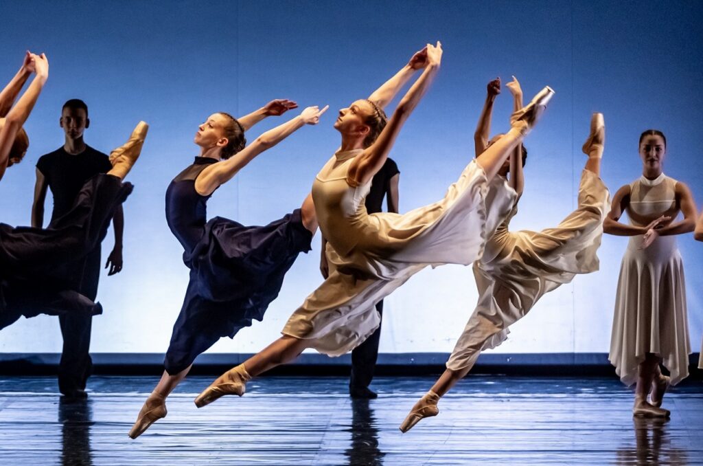 Vánoční taneční scéna , kultura, Konzervatoř Taneční centrum Praha, soubory Balet Praha Junior, Balet Praha Junior 2