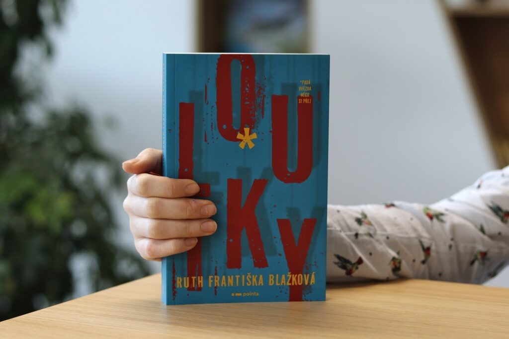 Pointa, Vánoční knižní tipy, Loutky, Nemohli jsme přihlížet, Tenkrát na Barrandově, Vše je na dobré cestě