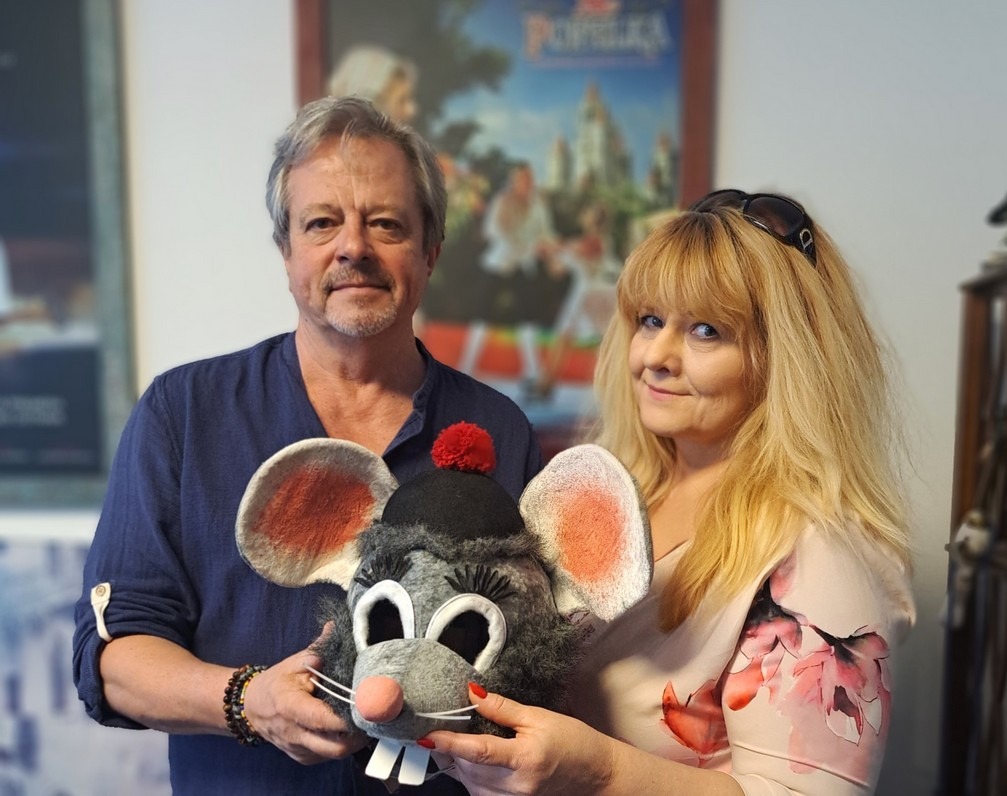 Alexandra Hejlová, kultura, obrazy, šperky, Popelka