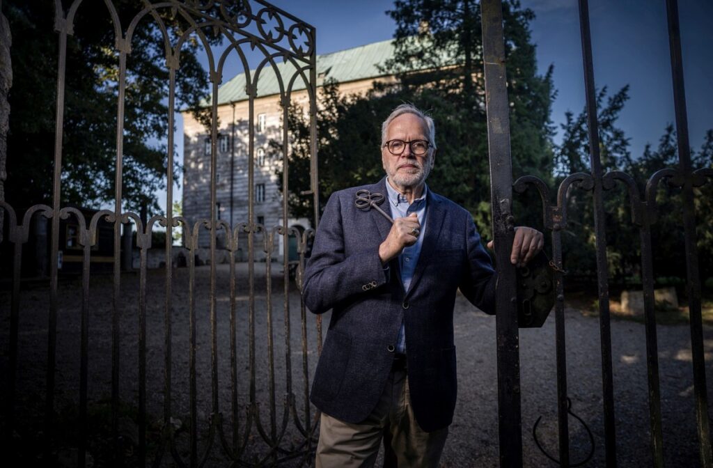 Modrá krev, Česká televize, František Kinský, Hynek Chudárek,