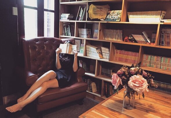 Dark romance , knihy, Krimi, romance, romantasy, literatura o zdraví