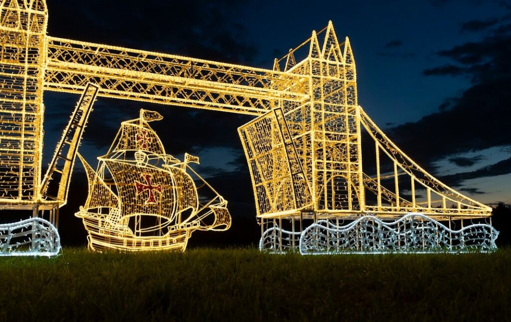 světelná výstava Srdce Evropy, Praha, cestování, světla, Decoled