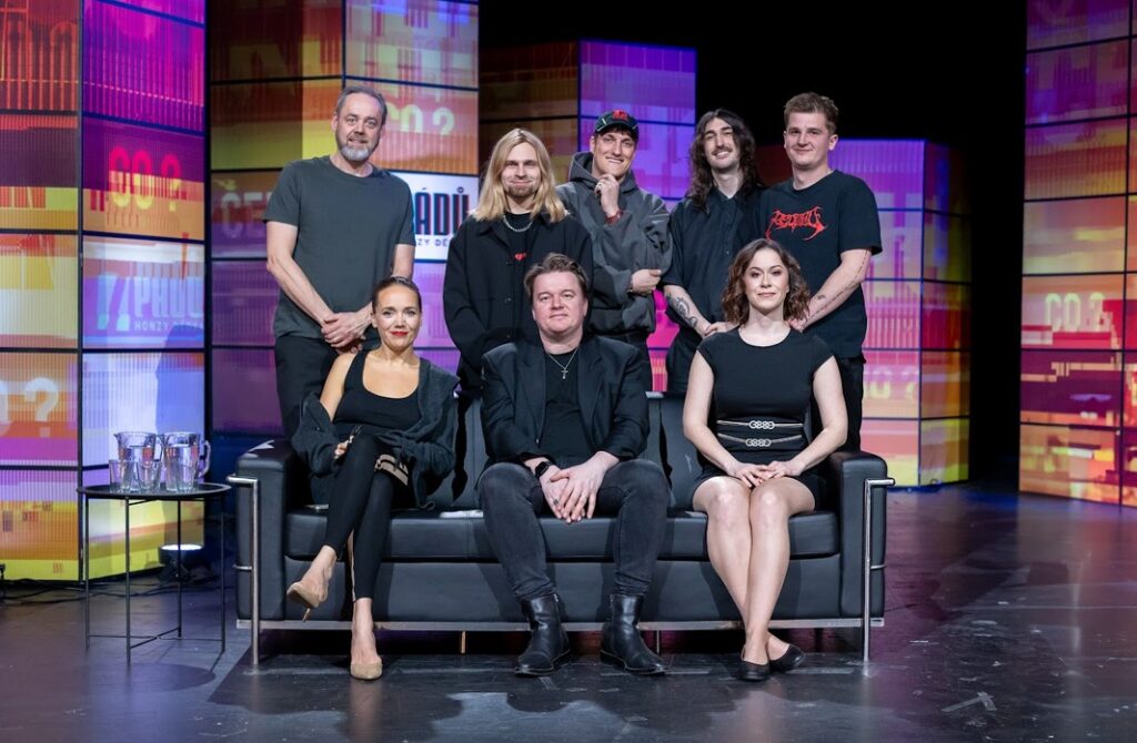 7 pádů Honzy Dědka, Lucie Vondráčková, dramatik a scenárista Petr Kolečko, bývalá letuška Marika Mikušová