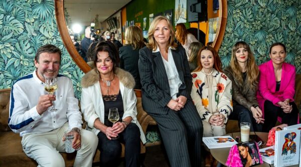 Láska. Děkuji, nechci, kniha, kultura, křest,