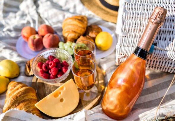 Piknik, Vinné sklepy Lechovice, Znovín