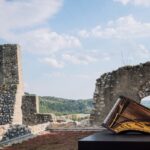 Hudba mezi vzduchem a napětím, hrad Beckov, Piano Listening to Itself