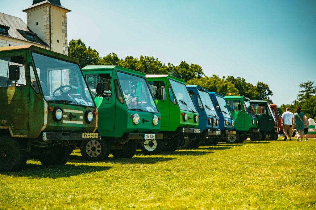 spanilá jízda multikár, Muzeum autíček, jízda, auto moto, kultura, muzeum