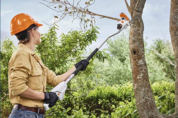 Bouřka, zahrada, zahradní pila STIHL GTA 26, STIHL Česká republika